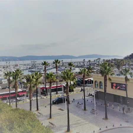 Penthouse Proche St Tropez-cavalaire Apartment